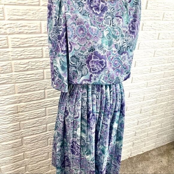 Vintage MCS Ltd Floral Midi Dress with a Pleated Skirt Petite Size 6P - Picture 3 of 8